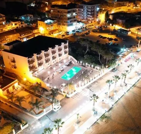 Riviera Palace 4*