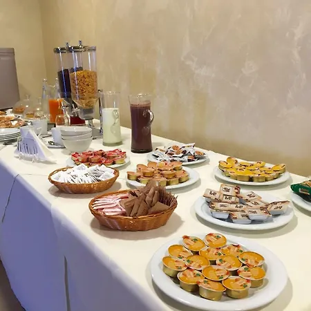 Riviera Palace Hotel 4*