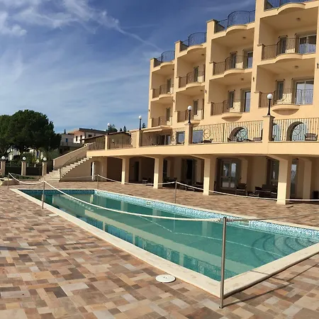 Hotel Riviera Palace 4*