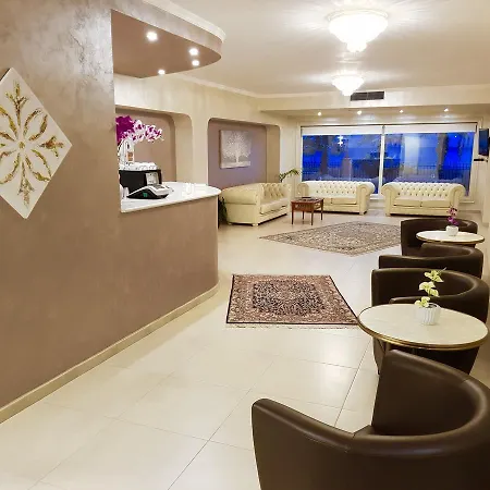 Riviera Palace Szálloda 4*